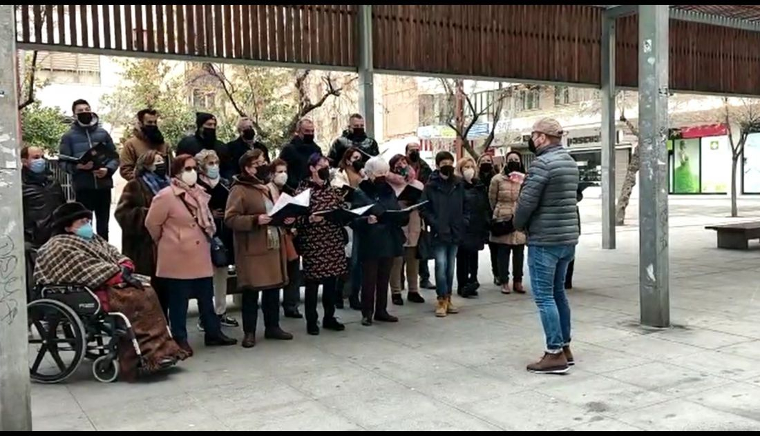 VÍDEO El Coro Sacro Jerónimo Aguado felicita el nuevo año a los