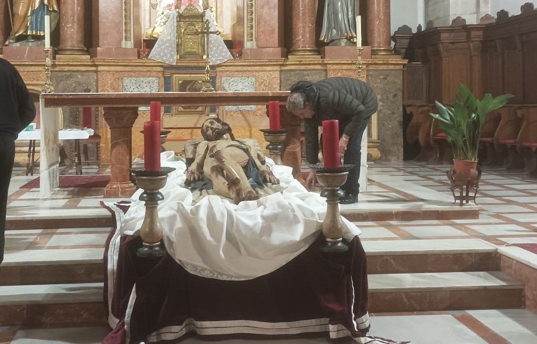 La Penitente Hermandad de Jesús Yacente aguarda a su tradicional Triduo