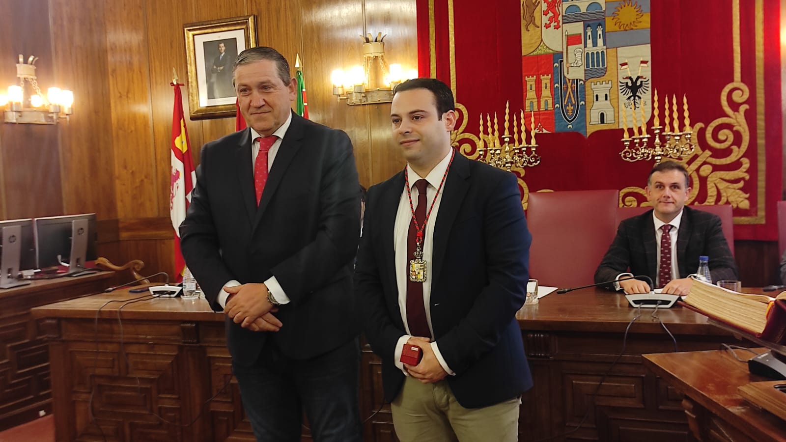 Eloy Tomé toma posesión como diputado por Zamora Sí con mucha ilusión