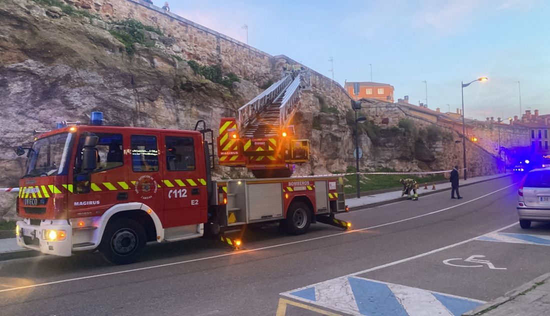 Tráfico condicionado por una intervención de los bomberos en el centro