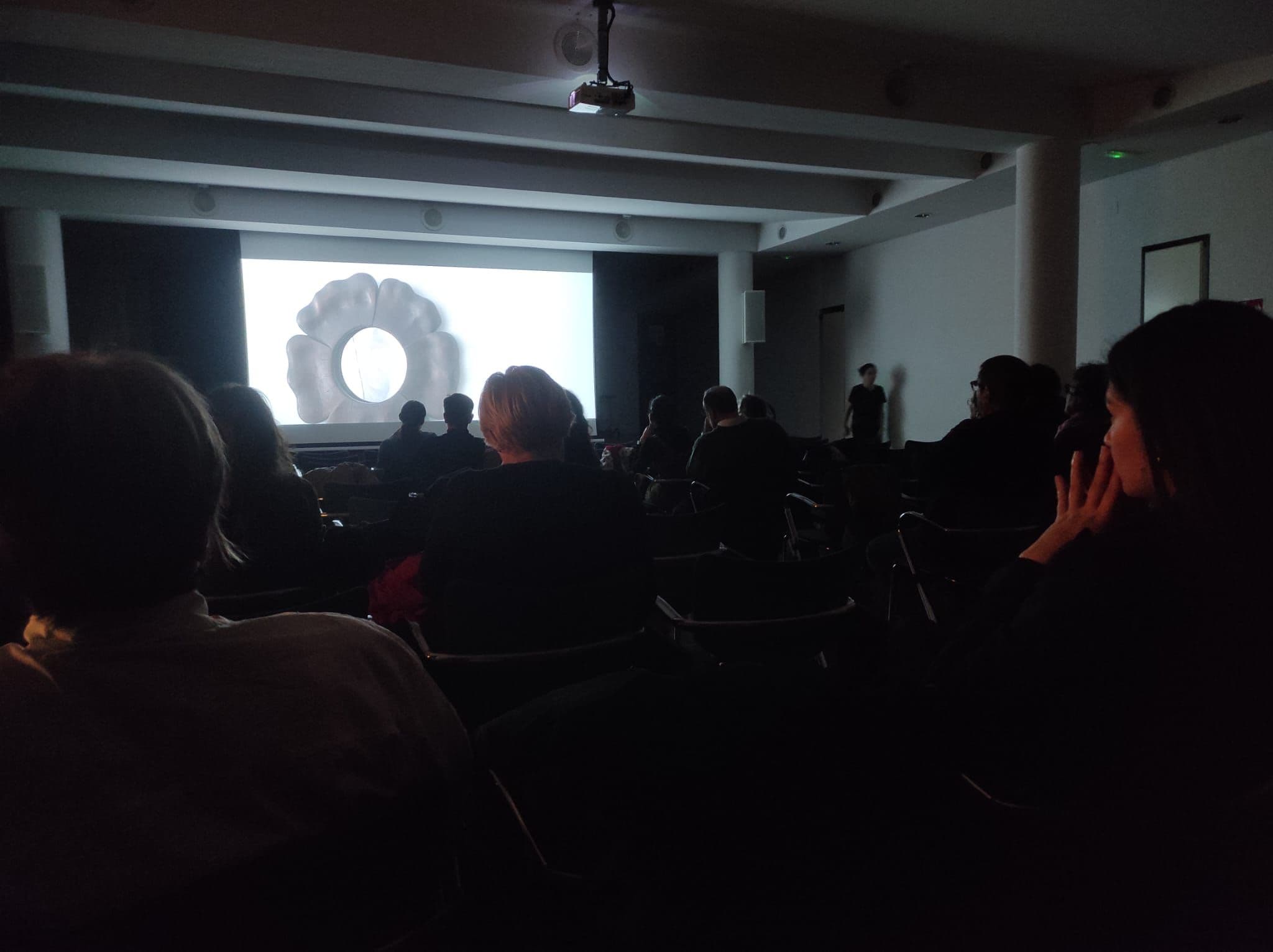 Documental La Alhóndiga "Patriarcado, el organismo nocivo".