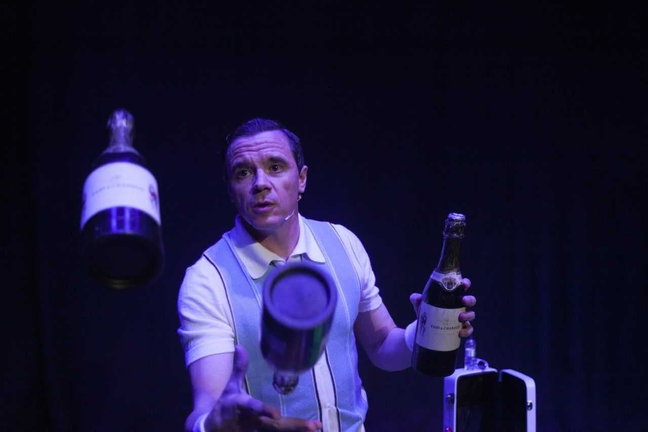 El mes de abril llega con conchirigotas, humor, música y magia en el Ramos Carrión