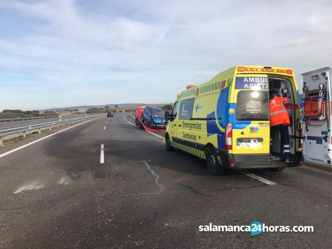 Un accidente en la autovía en Zamora. Archivo 