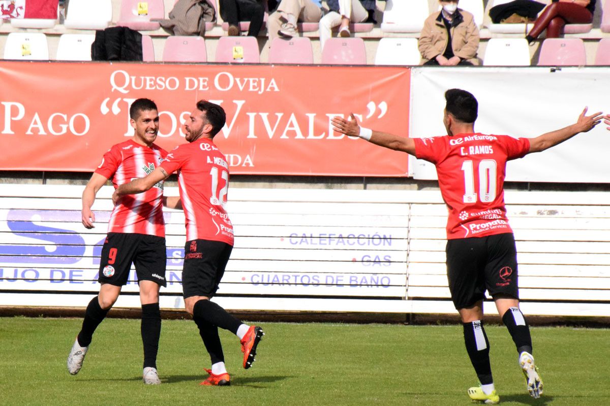 El Zamora Se Luce Y Se Mete En Plena Pelea Por El Ascenso