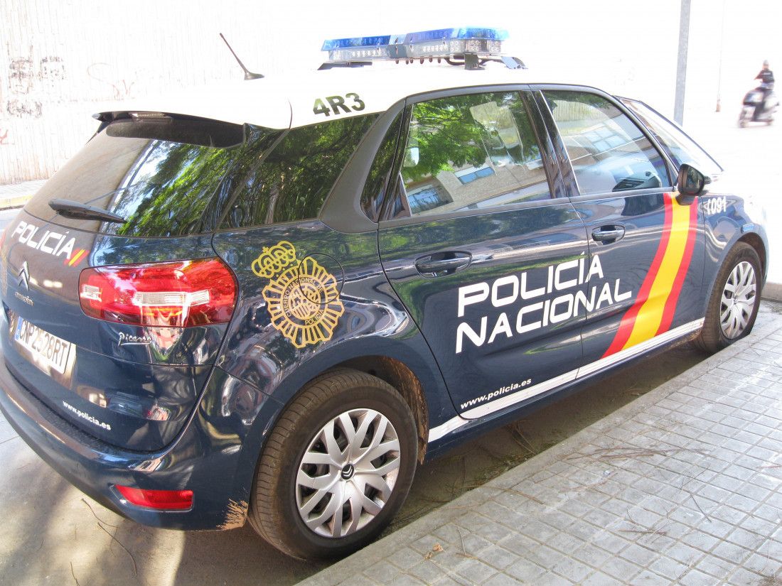 Coche patrulla de la Policía Nacional