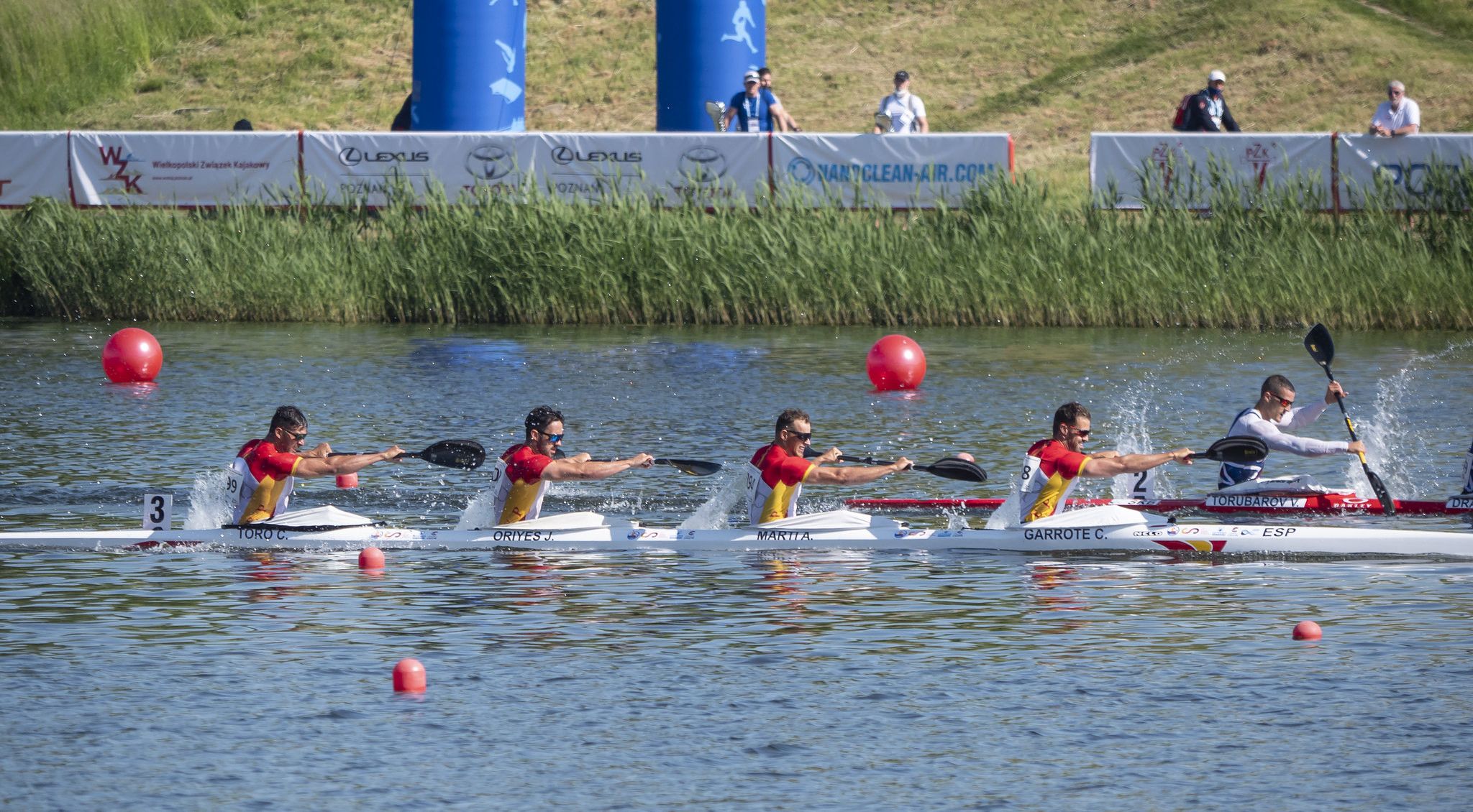 El K-4 de Carlos Garrote se mete en la final y luchará por las medallas