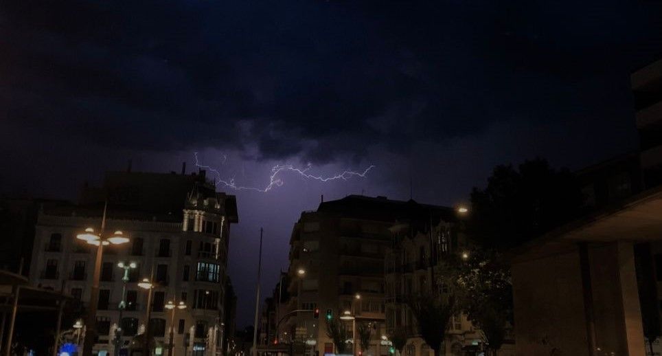 Imagen de la  tormenta en Zamora. Foto: María Lorenzo