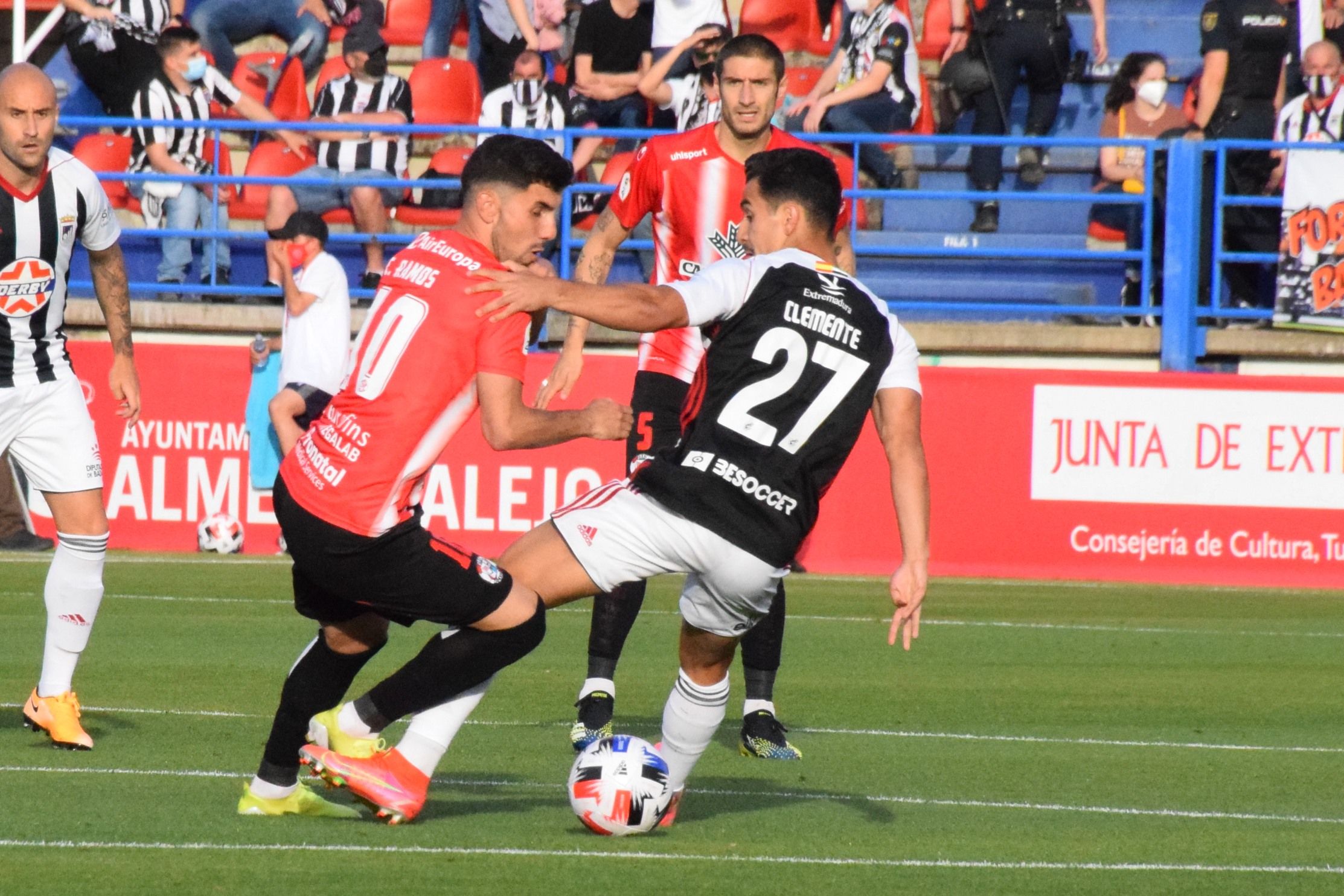 Carlos Ramos, en el duelo ante el CD Badajoz.