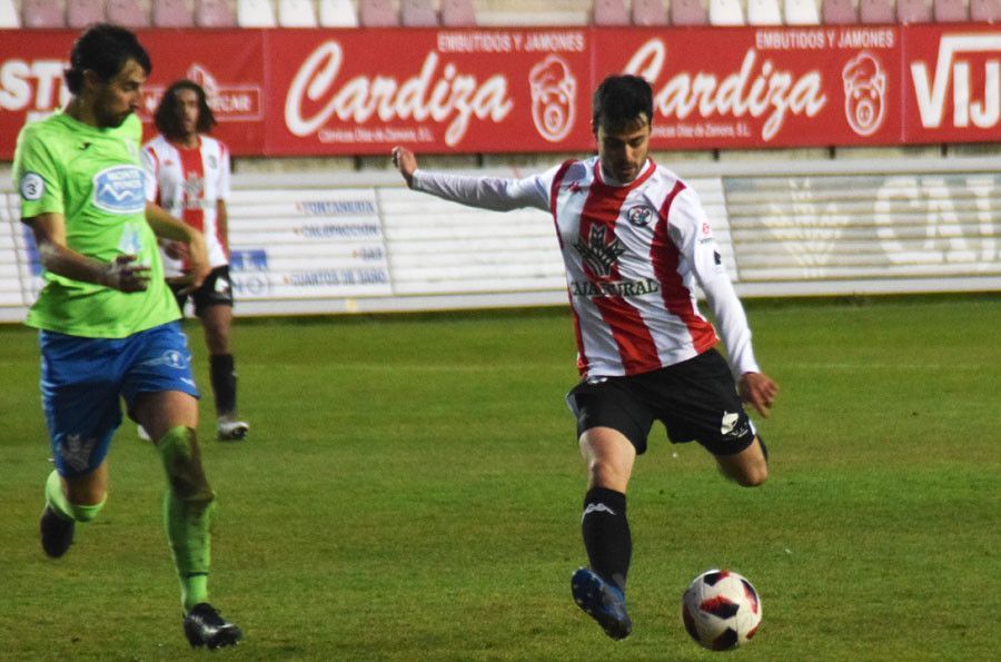 El zamorano Javi Rodríguez analiza al primer fichaje del Zamora CF, Íñigo Baqué: “Es un todoterreno”