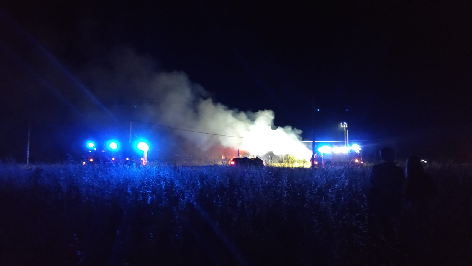 Incendio declarado en Zamora capital en el Polígono de la Hiniesta