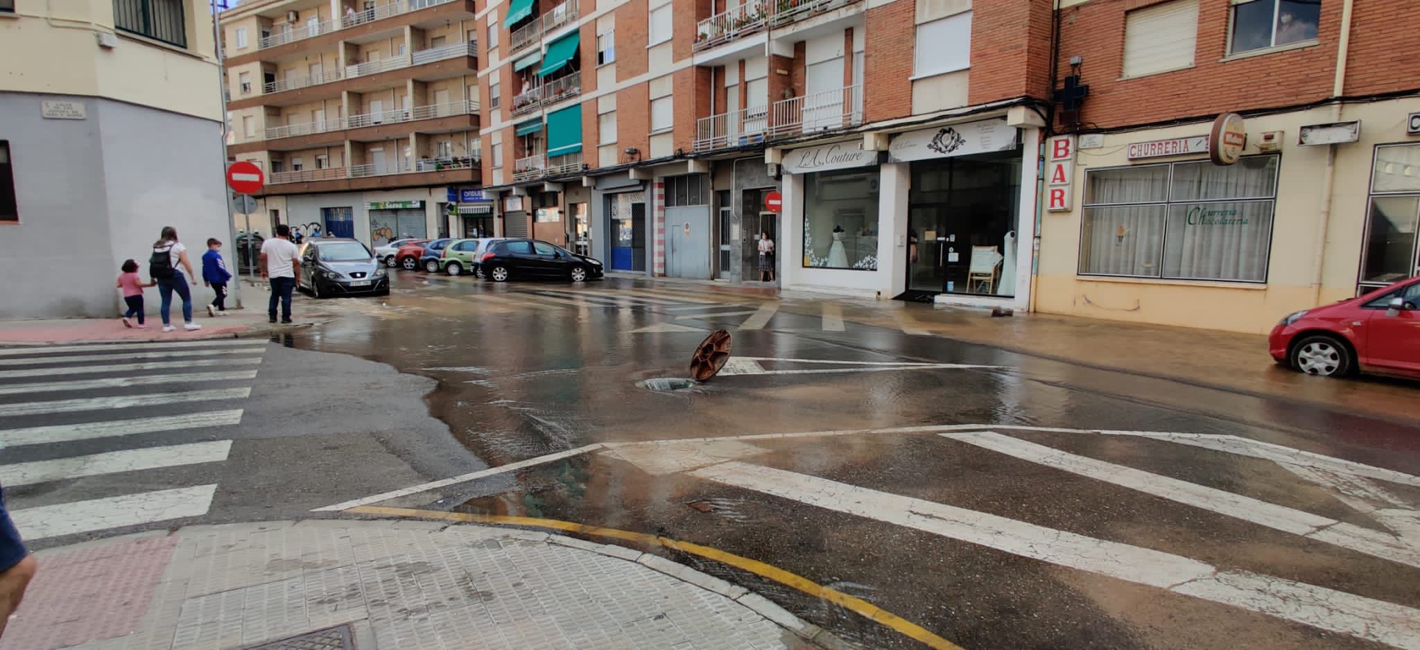 Reventón de una tubería en Campo de Marte (7)