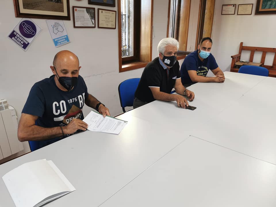 Firma del acuerdo entre las partes.