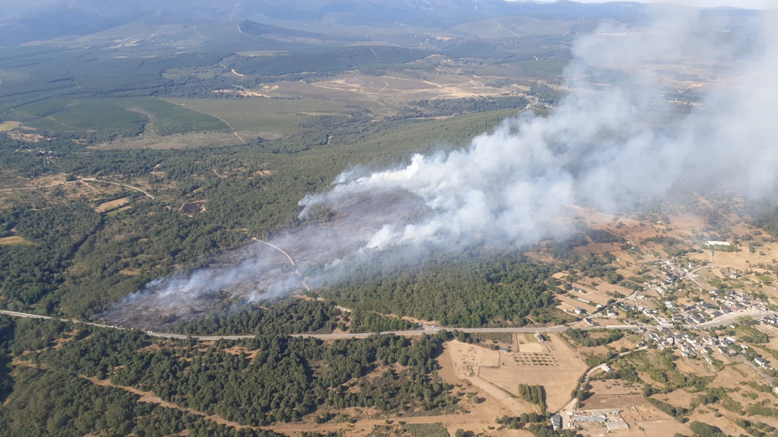 Vista aérea del incendio