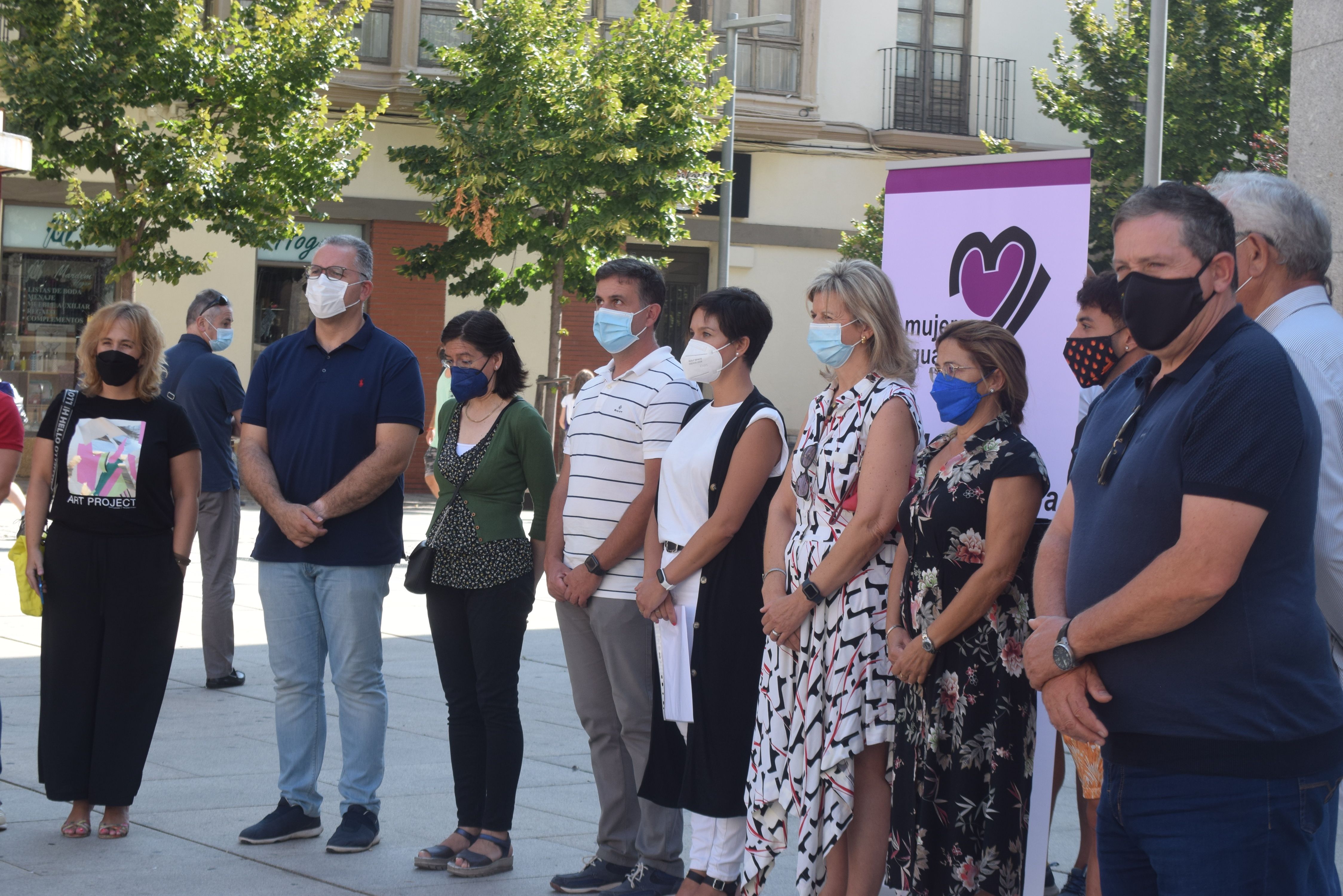 Minuto de silencio de Mujeres en Igualdad