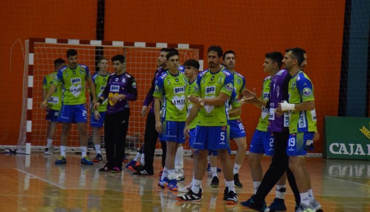 Jugadores del Balonmano Zamora Enamora