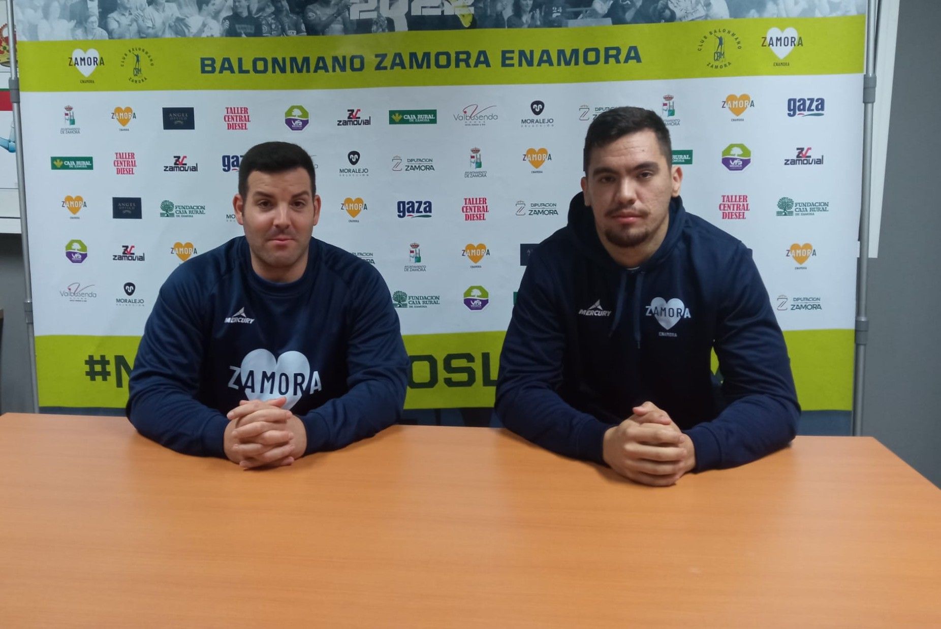 Iván López y Benjamín Illesca en la rueda de prensa previa al duelo ante Guadalajara