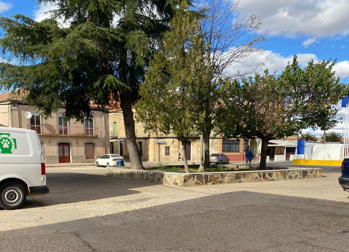 Fuentesaúco Plaza Luis Rodríguez de Miguel