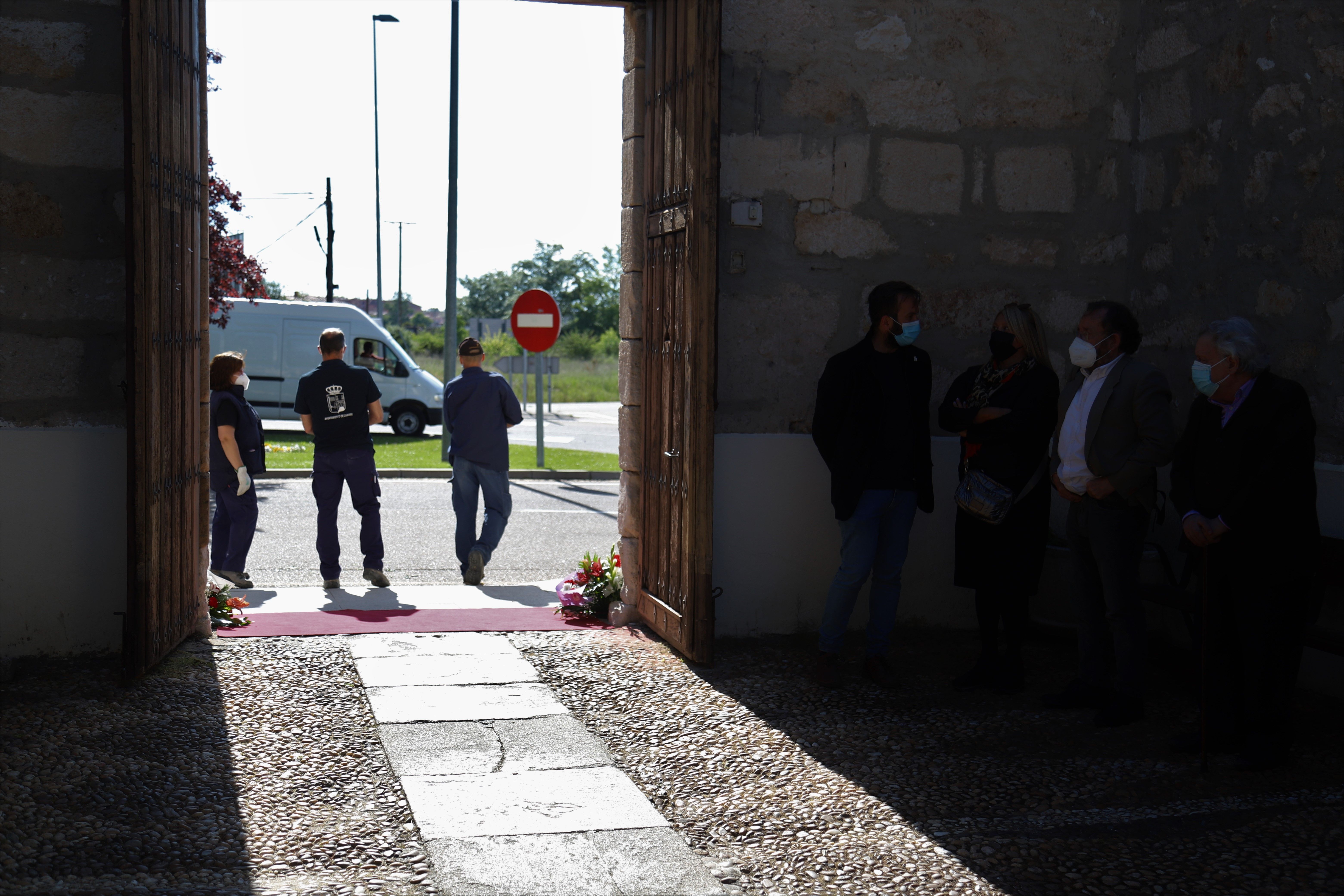 Entrada del cemeneterio de Zamora