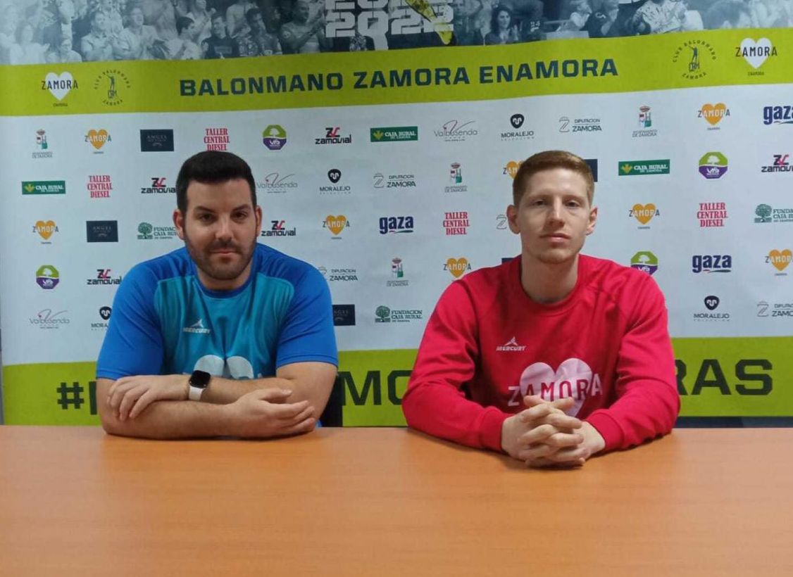 Iván López y Nico Bono en rueda de prensa