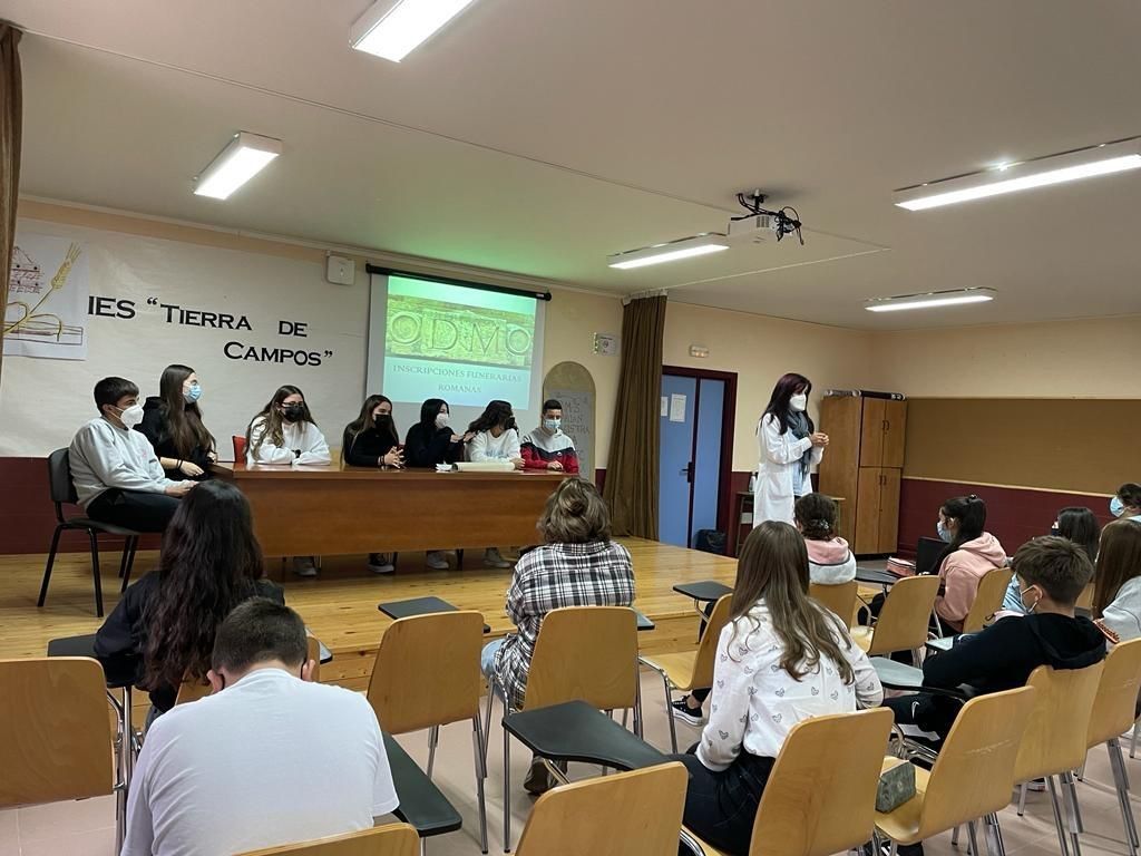 Actividad en latín del IES Tierra de Campos