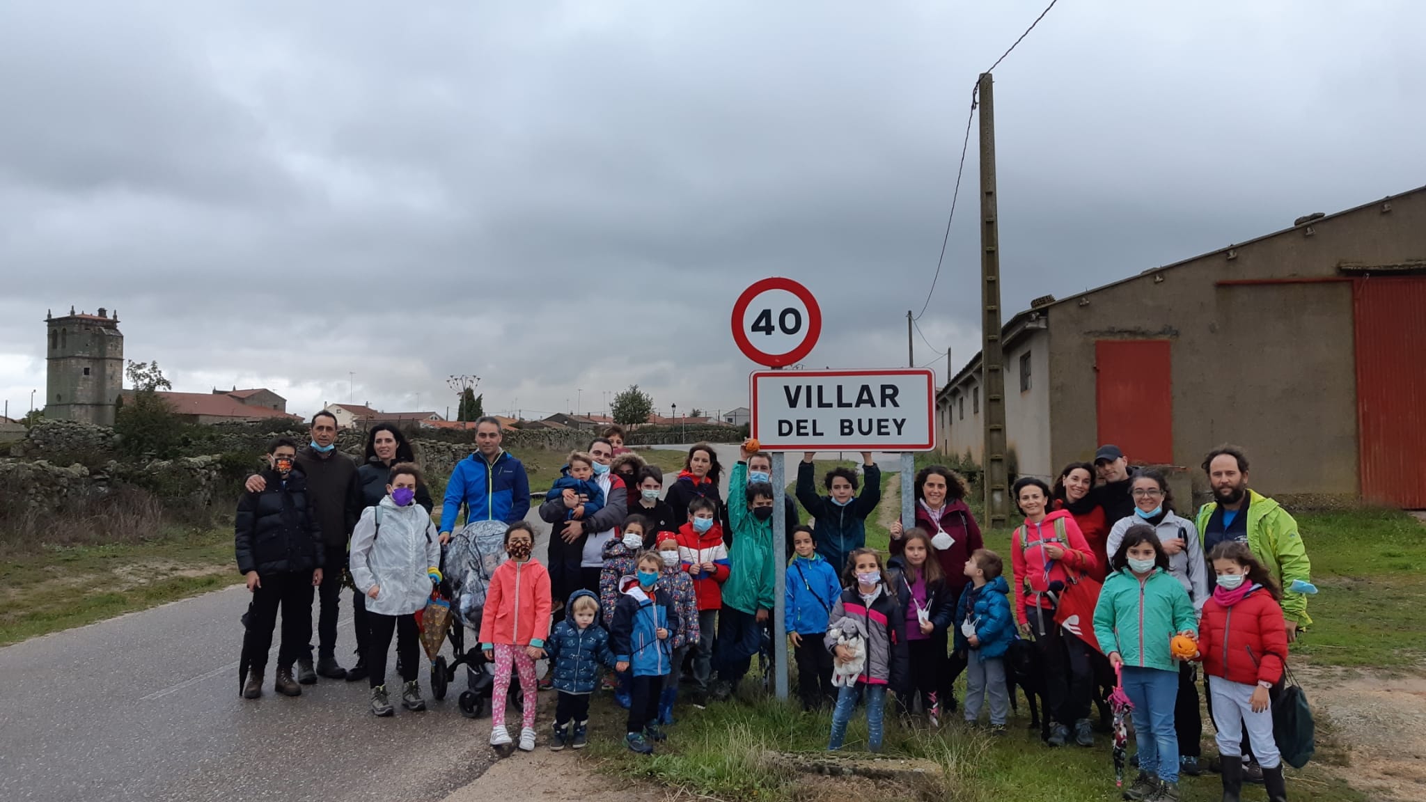 Participantes en la actividad en Villar del Buey