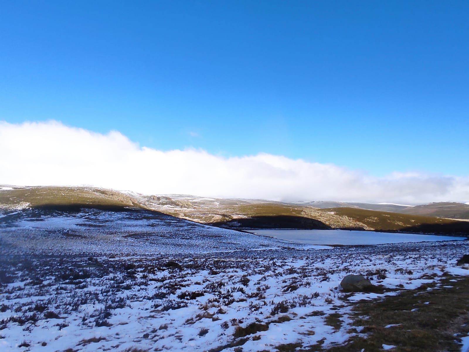 Nieve en la Laguna de Peces (7)