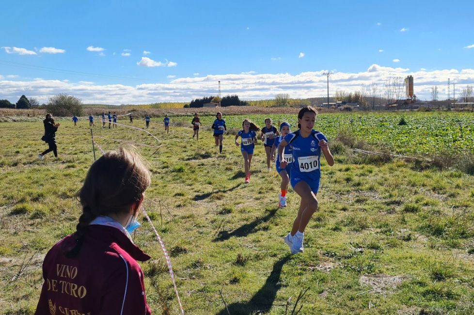 Atletas del Benavente Atletismo