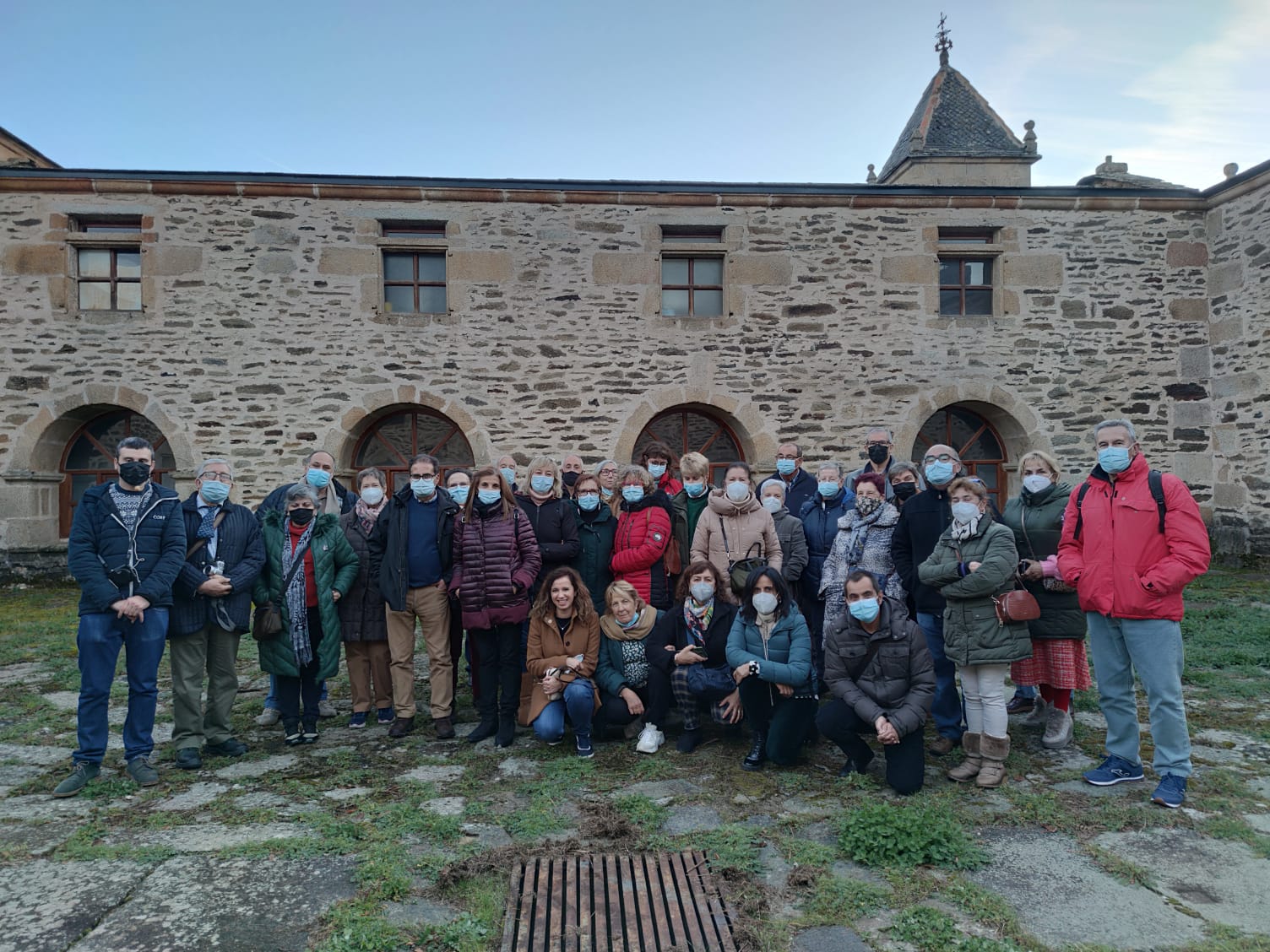 Grupo de asistentes a la actividad en Puebla de Sanabria