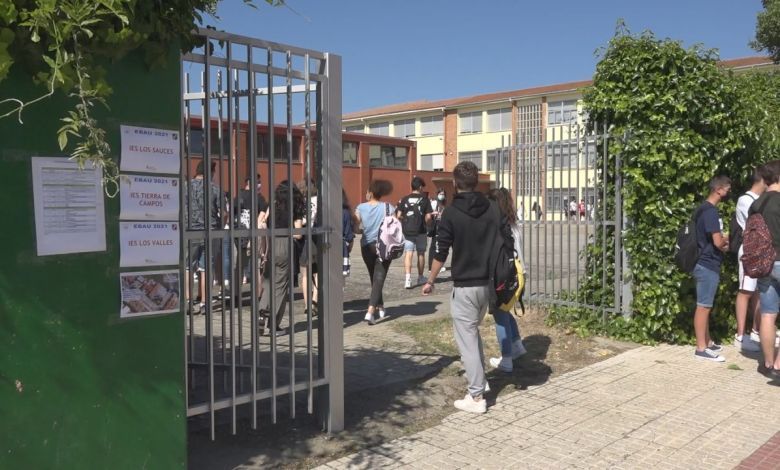 Entrada del instituto