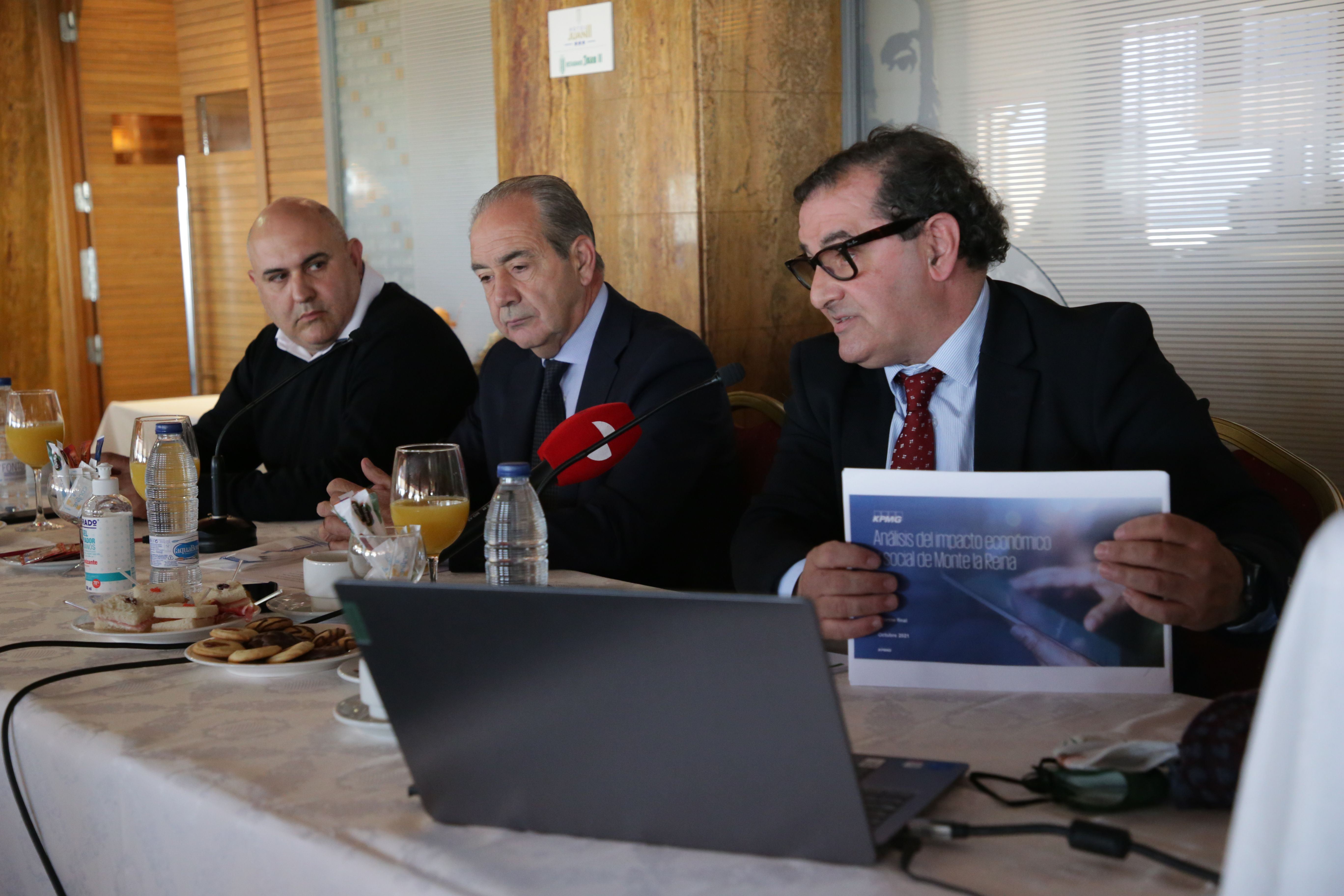 Presentación del análisis del impacto económico y social del proyecto de Monte la Reina. ICAL