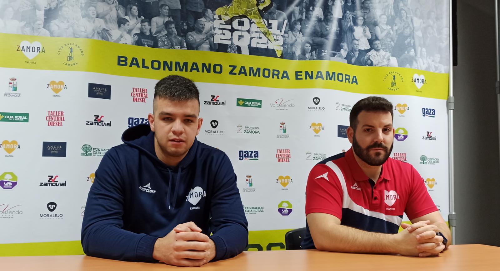 Magariño e Iván López en sala de prensa