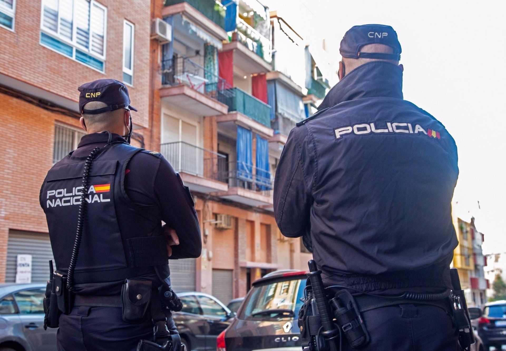 Dos agentes de la Policía Nacional. Archivo