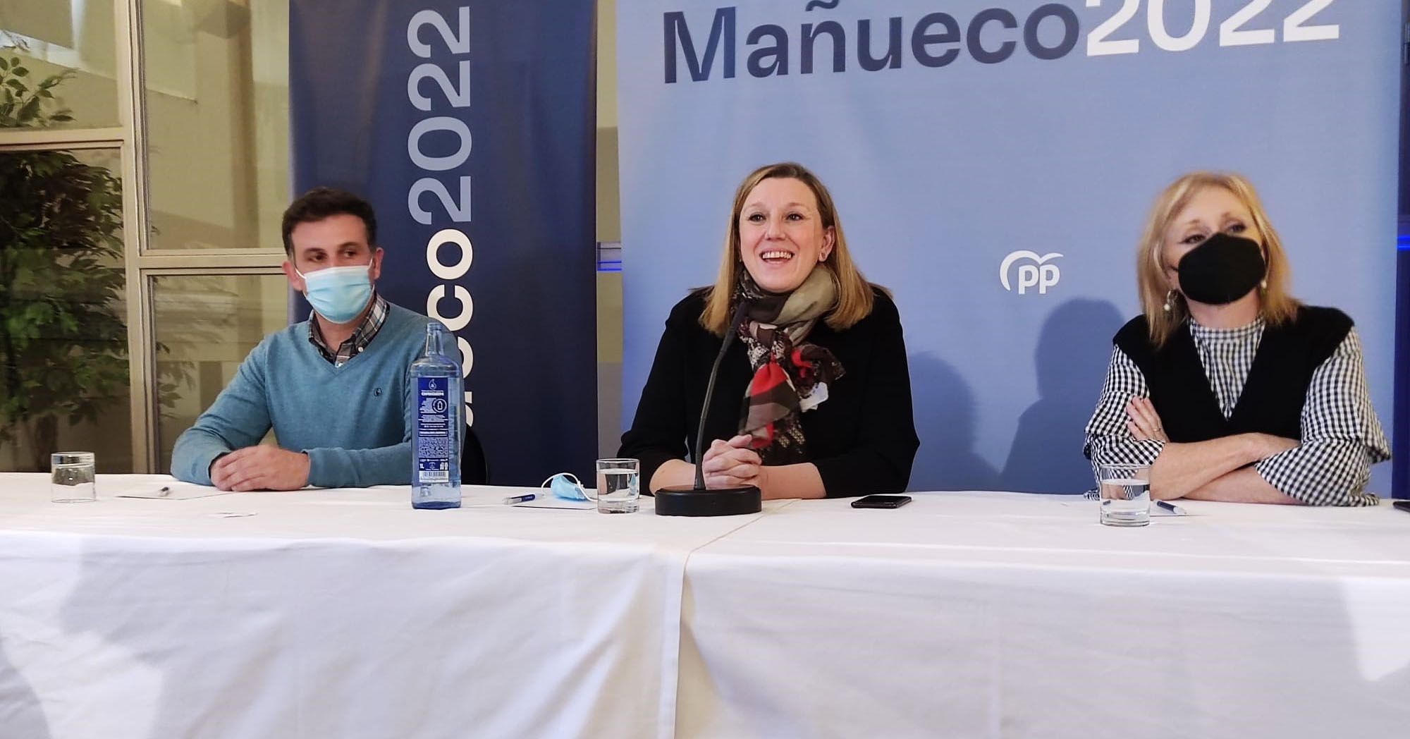 Ramiro Silva, Isabel Blanco y Leticia García en la reunión con el Tecer Sector