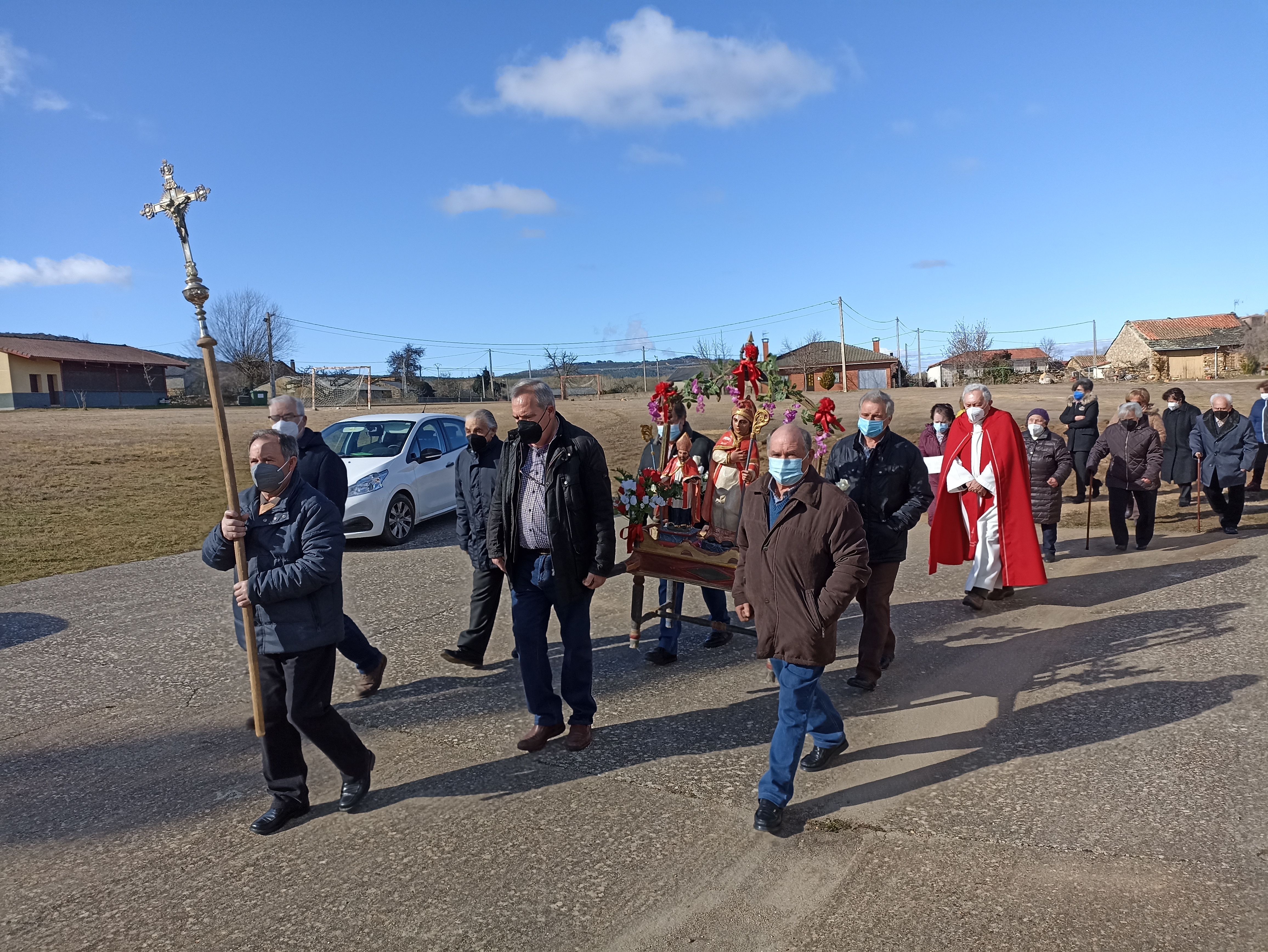 Un instante de la procesión en Boya