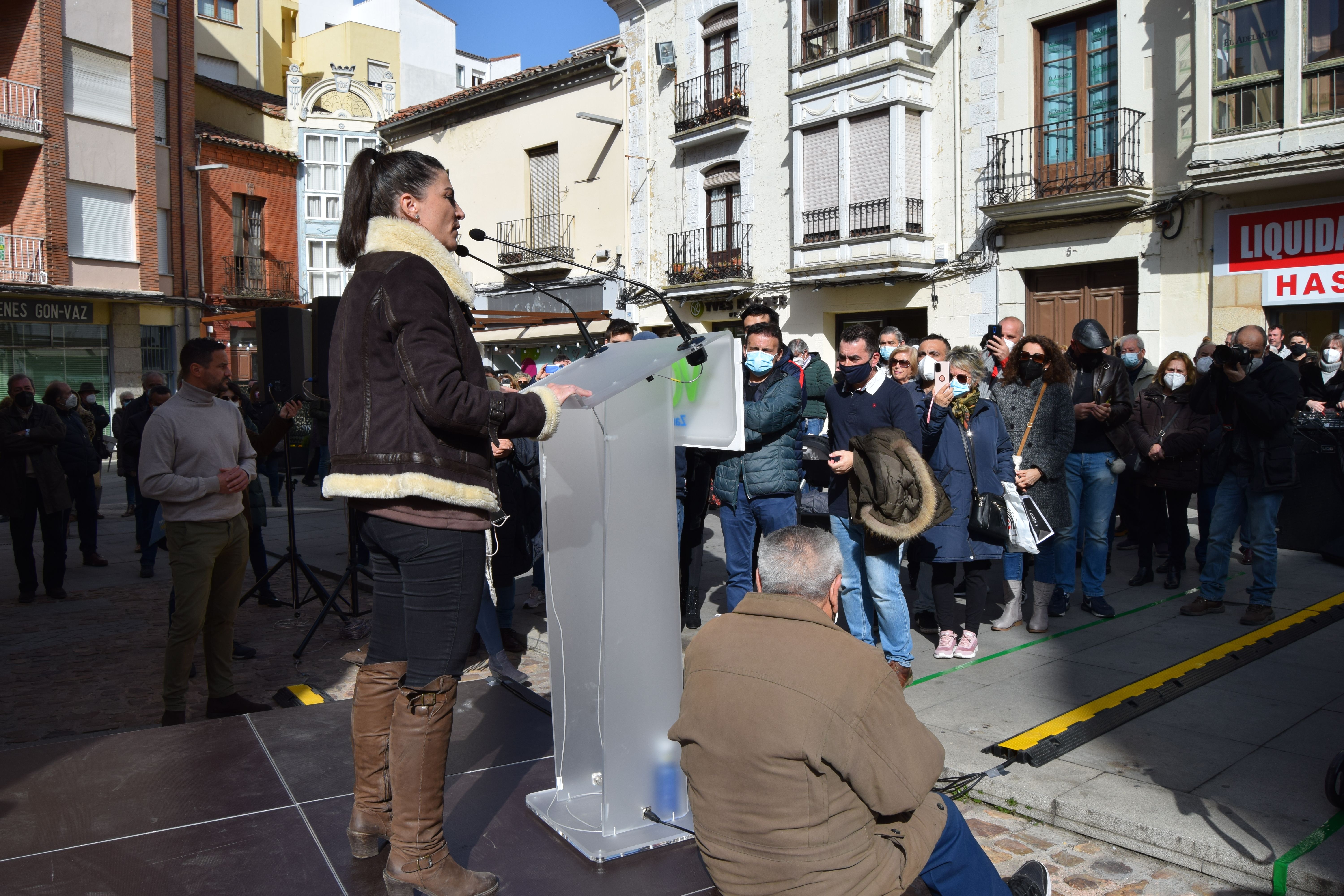 Cierre de campaña de VOX Zamora con Macarena Olona