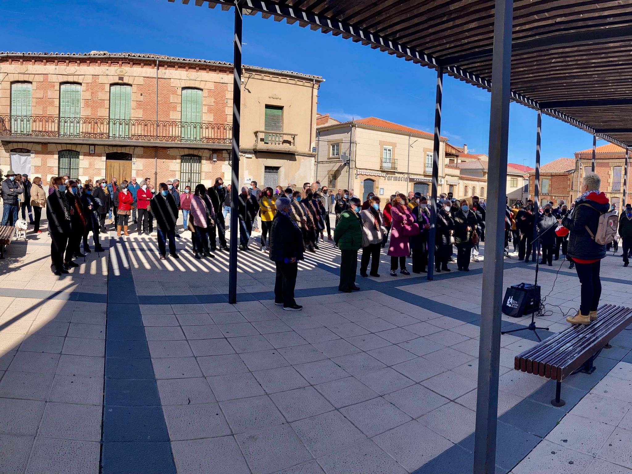 Concentración por la sanidad en Corrales