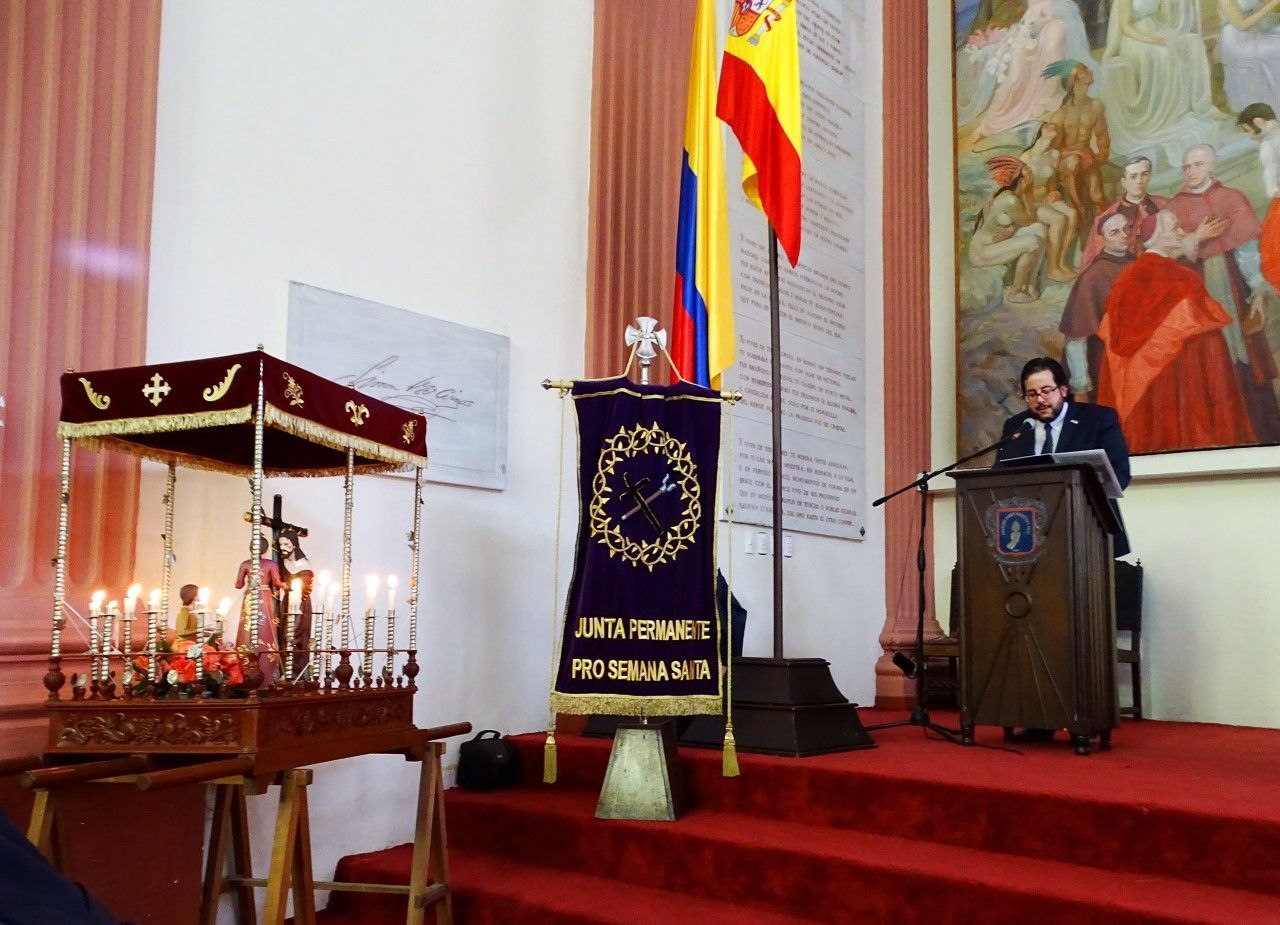 Luis Fernando García pregona la Semana Santa de Zamora en Vigo