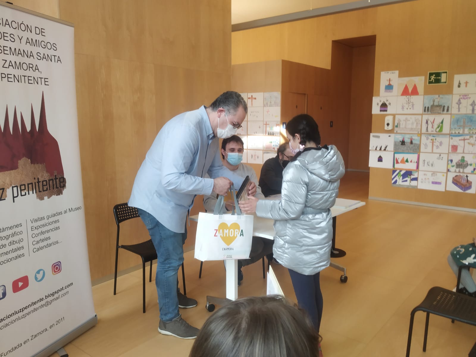 oncurso infantil de Luz Penitente 2