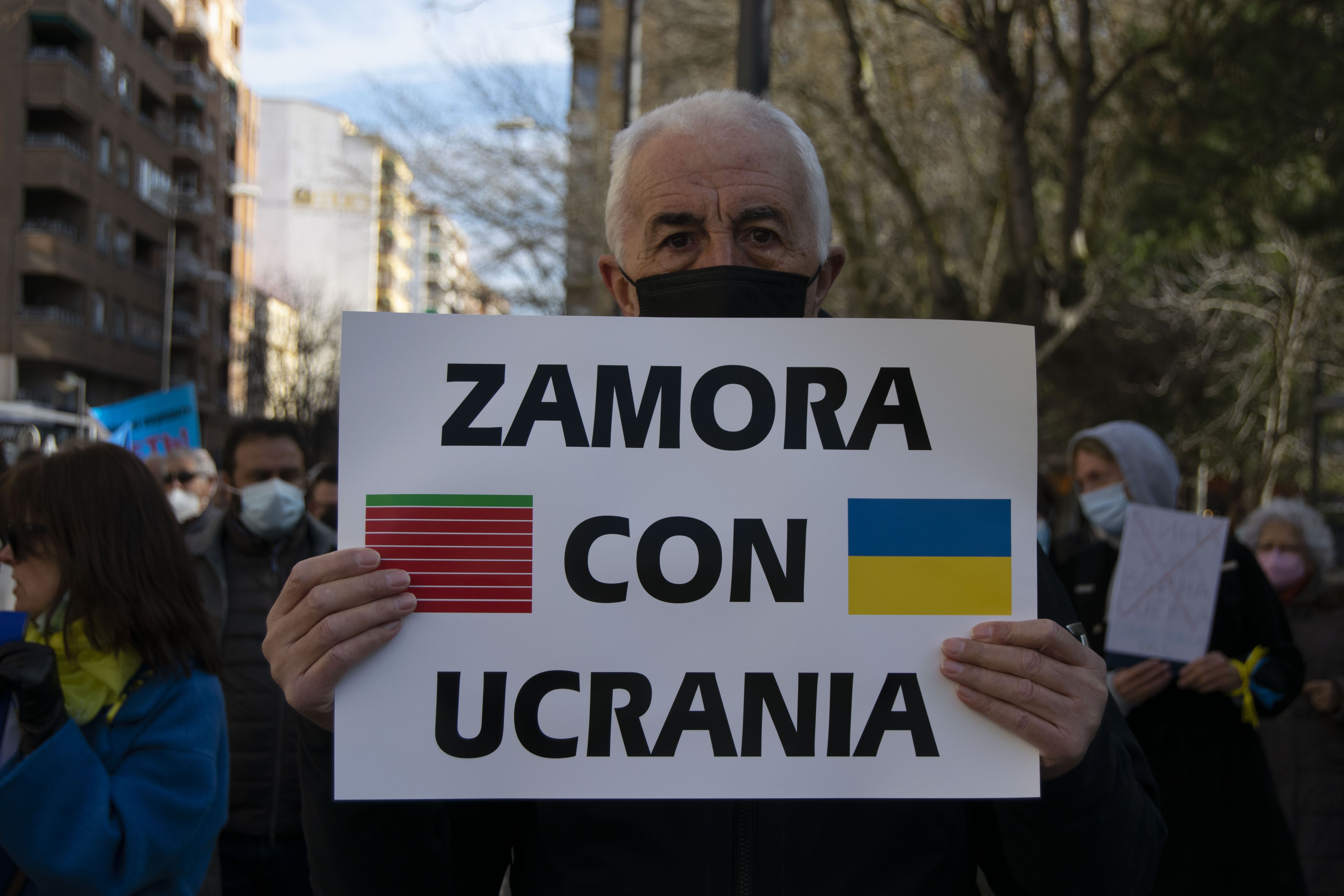 Manifestación en Zamora en apoyo al pueblo ucraniano