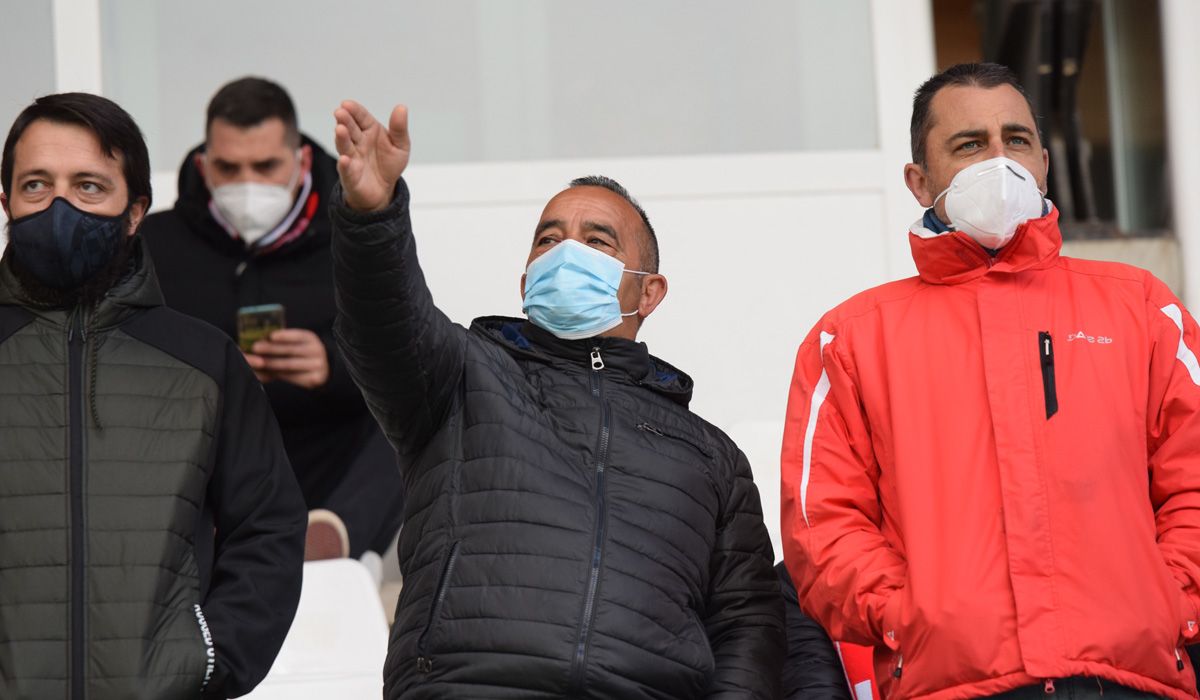 Aficionados del Zamora durante el partido