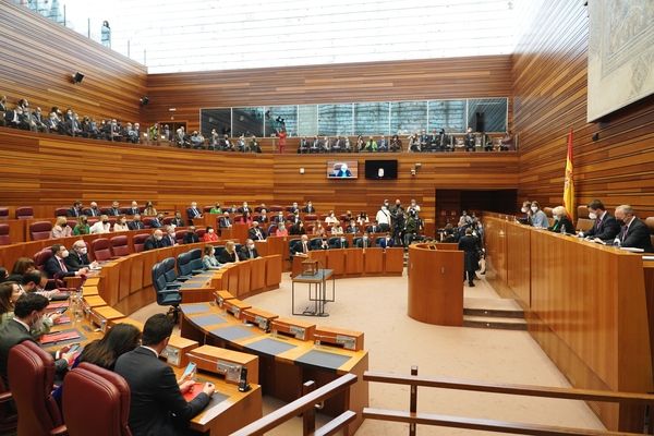 Pleno de constitución de las Cortes de Castilla y León. ICAL