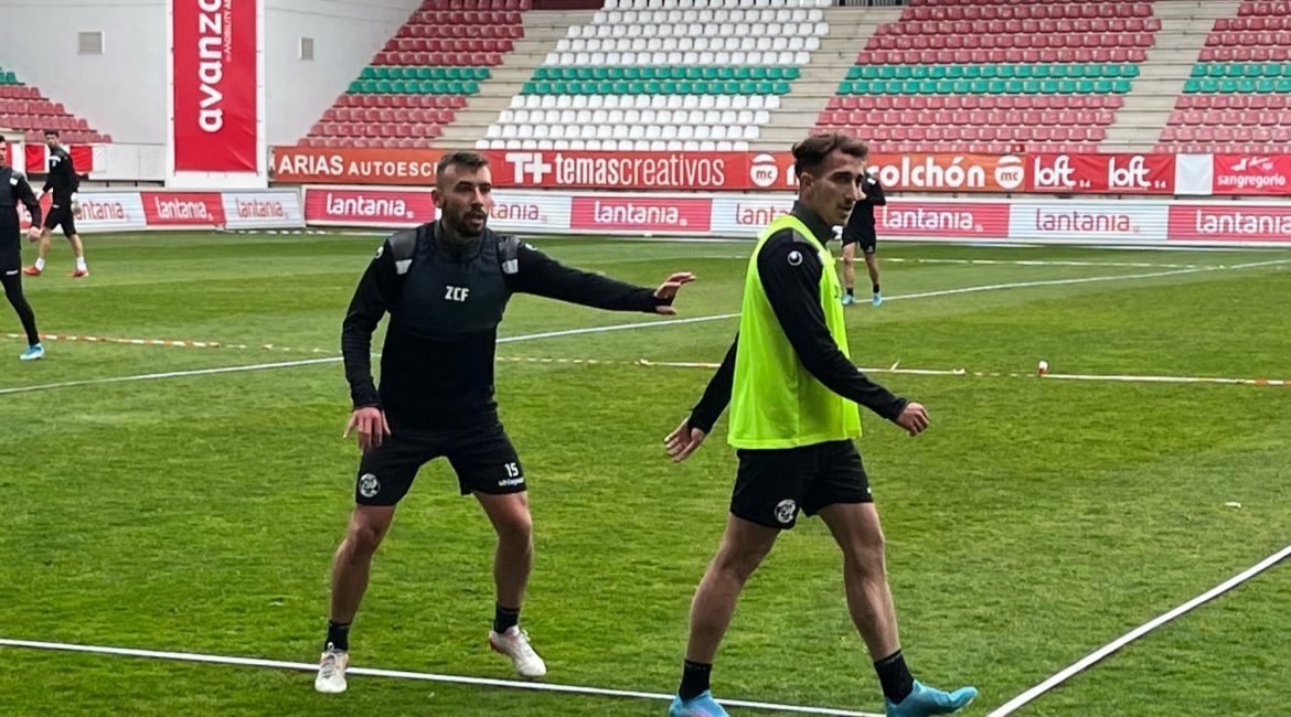 Jordan, jugador del Zamora CF en un entrenamiento tras su lesión