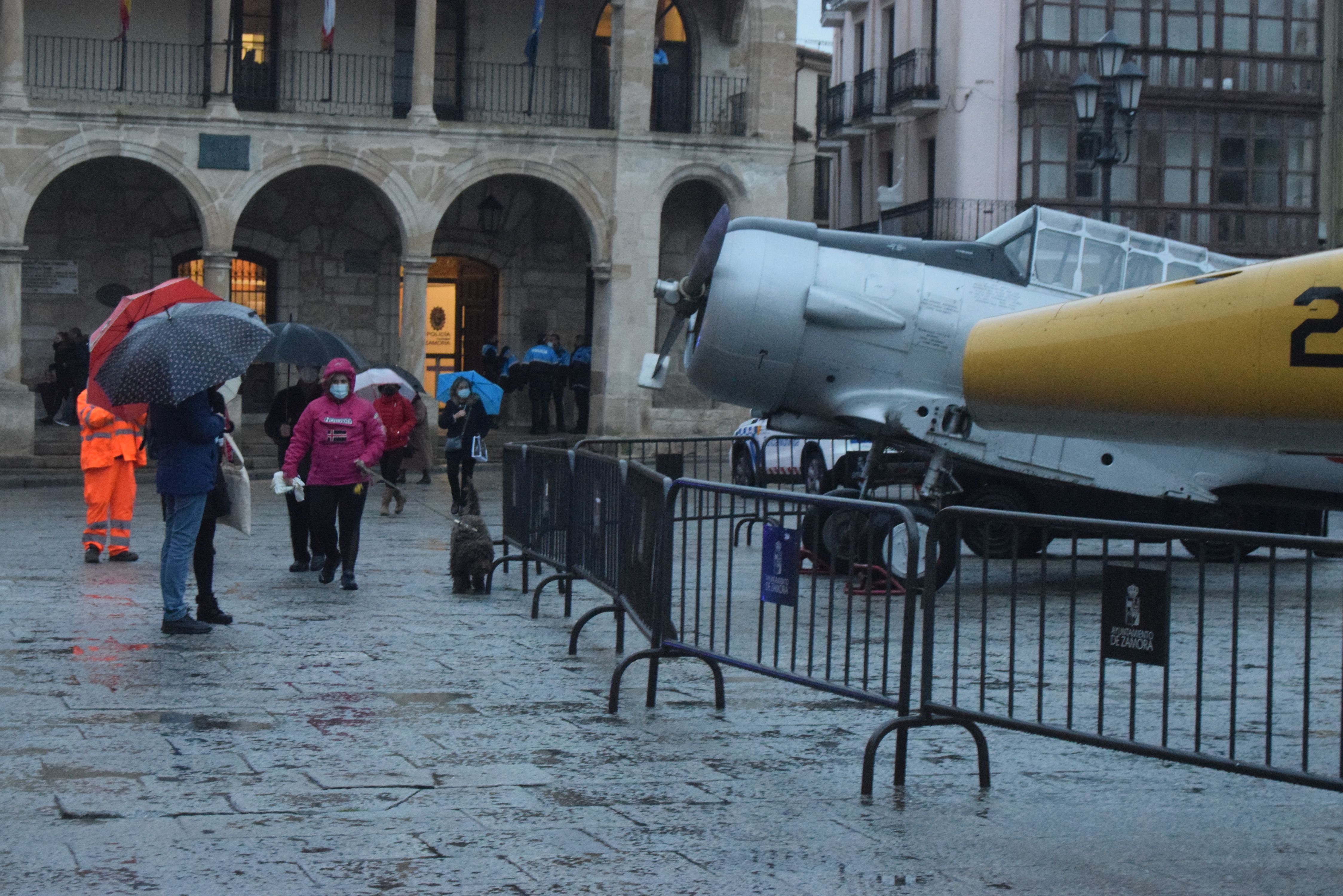 Los aviones del Ejército llegan a Zamora