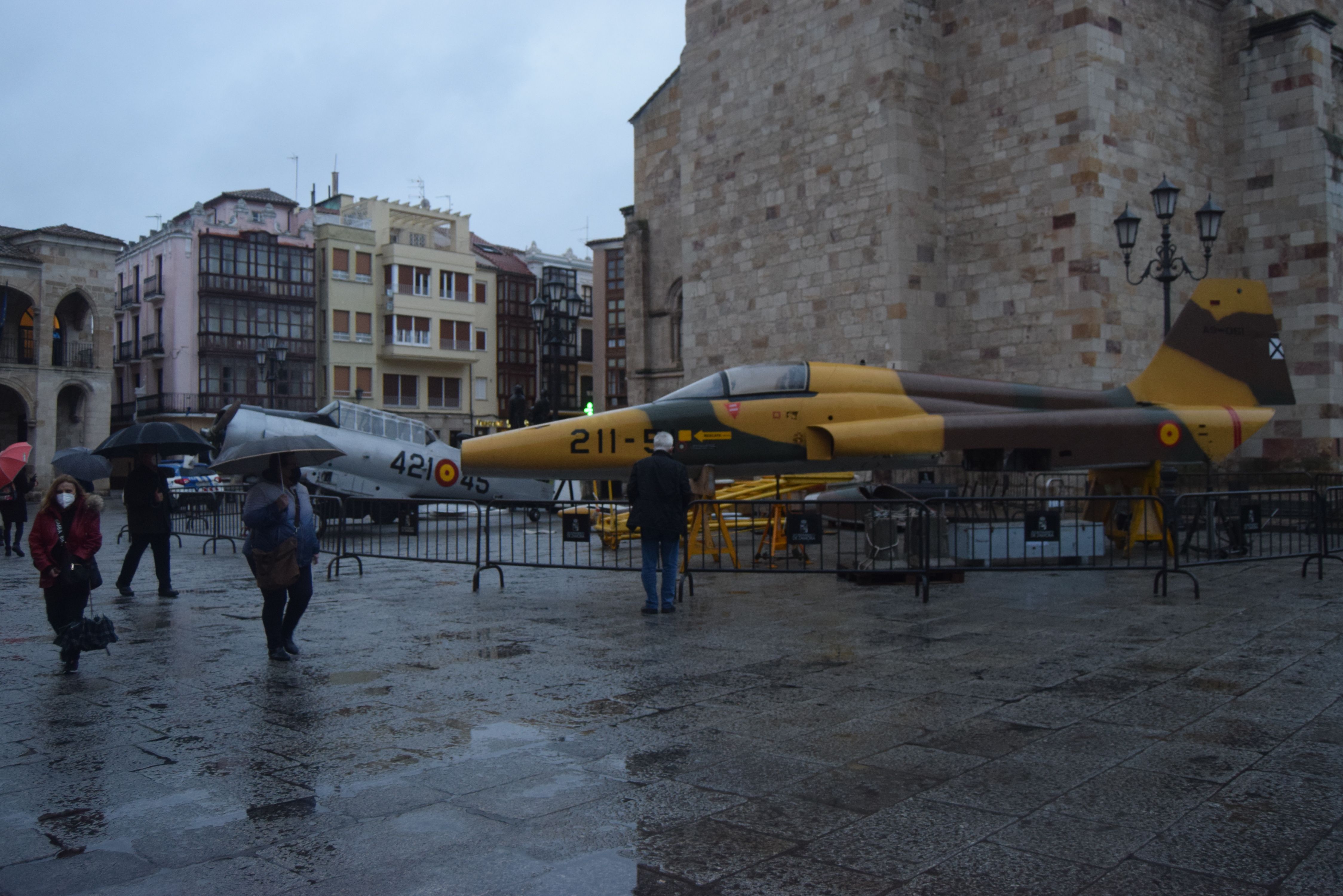 Los aviones del Ejército llegan a Zamora