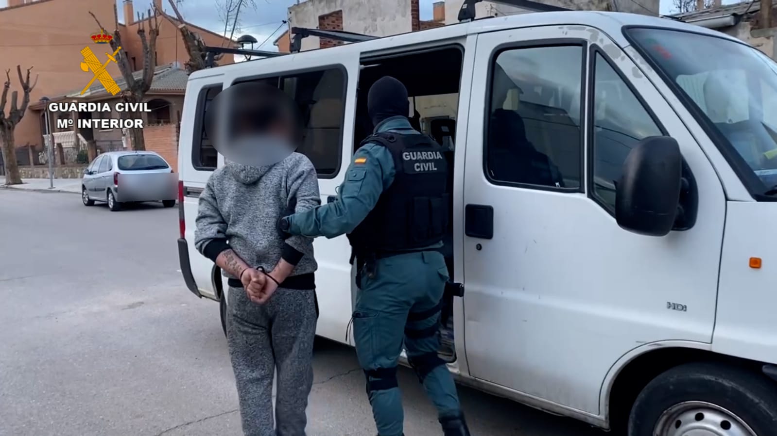 La Guardia Civil desarticula un grupo criminal dedicado al menudeo de droga en las provincias de Salamanca, Zamora y Toledo (2)