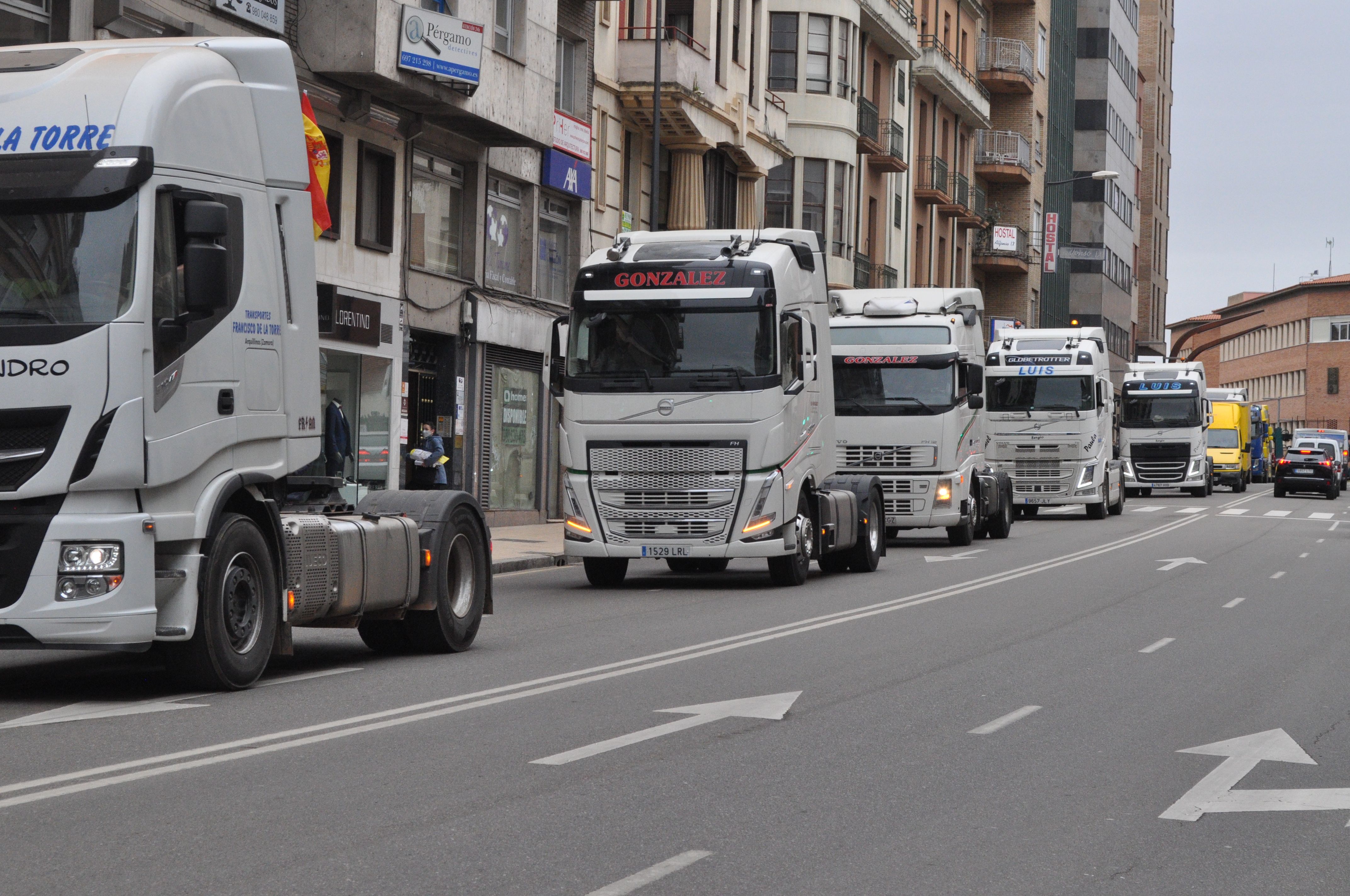 Los transportistas toman las calles de Zamora (4)