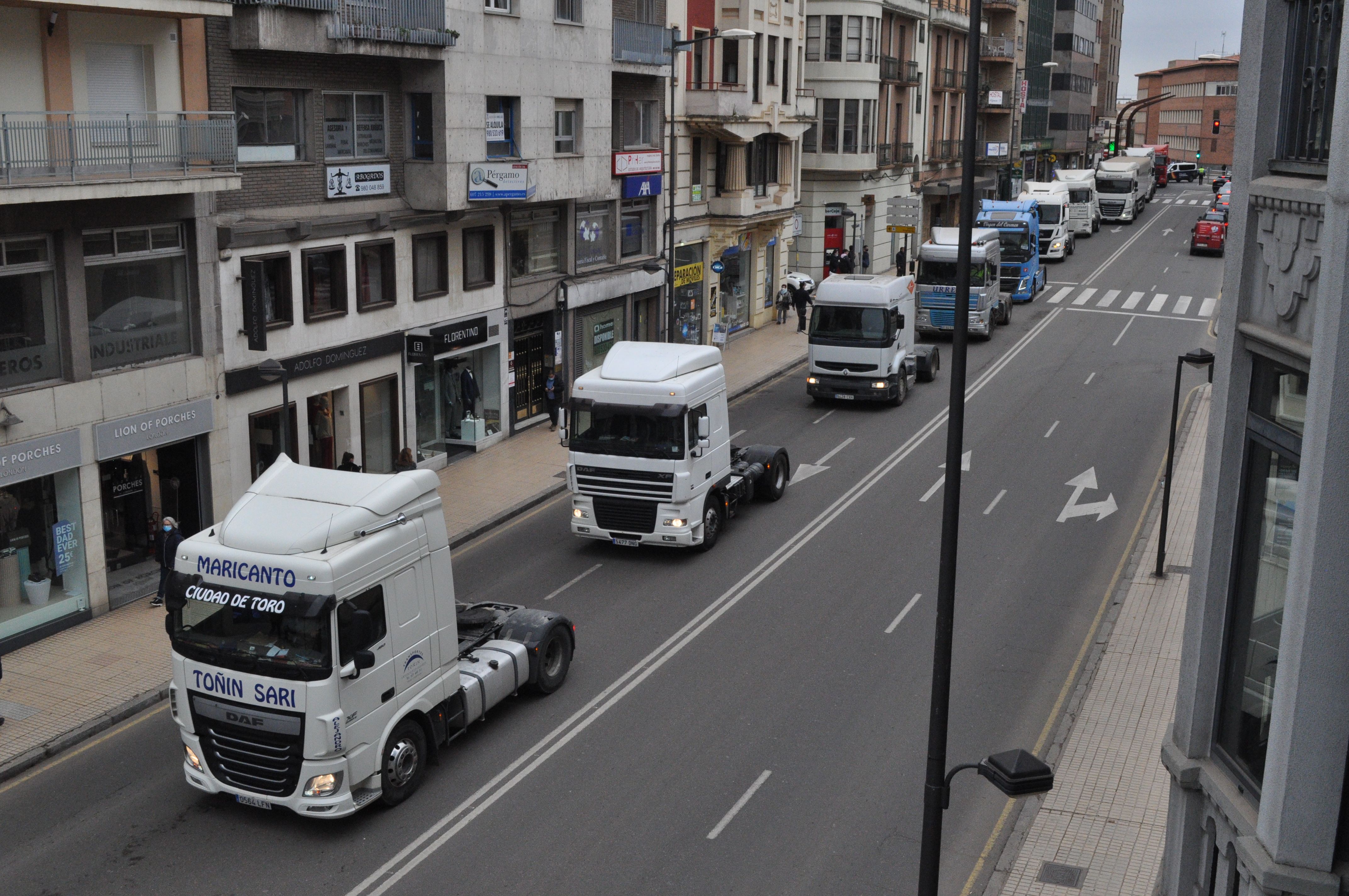 Los transportistas toman las calles de Zamora (15)