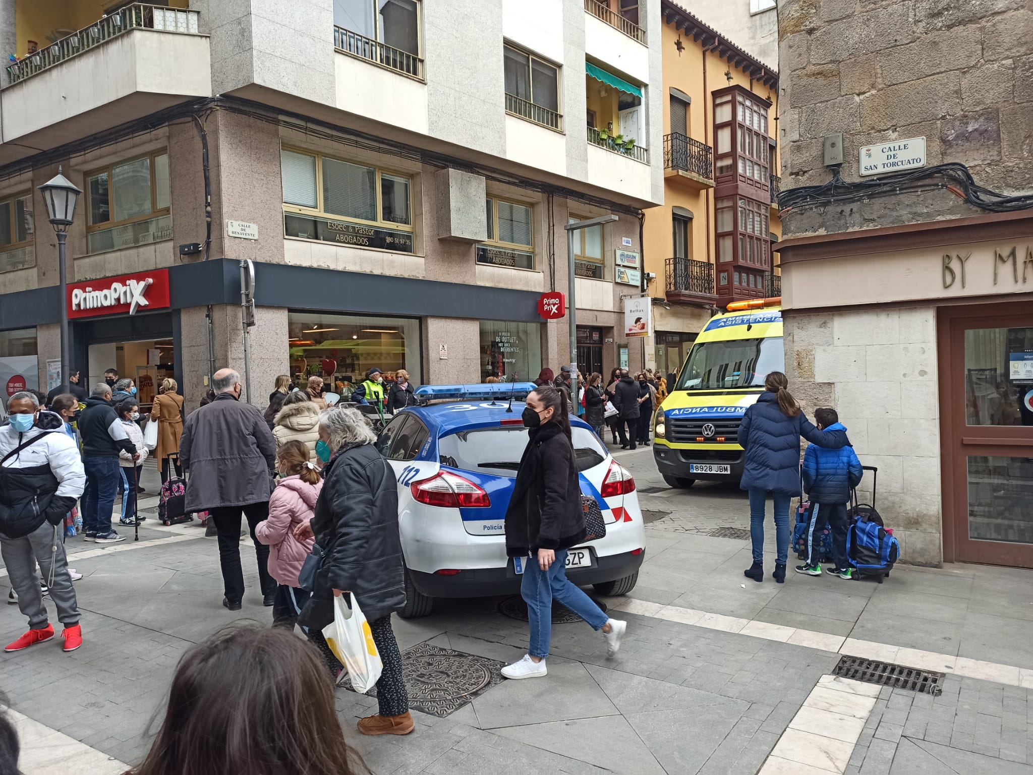 Pelea en calle Benavente