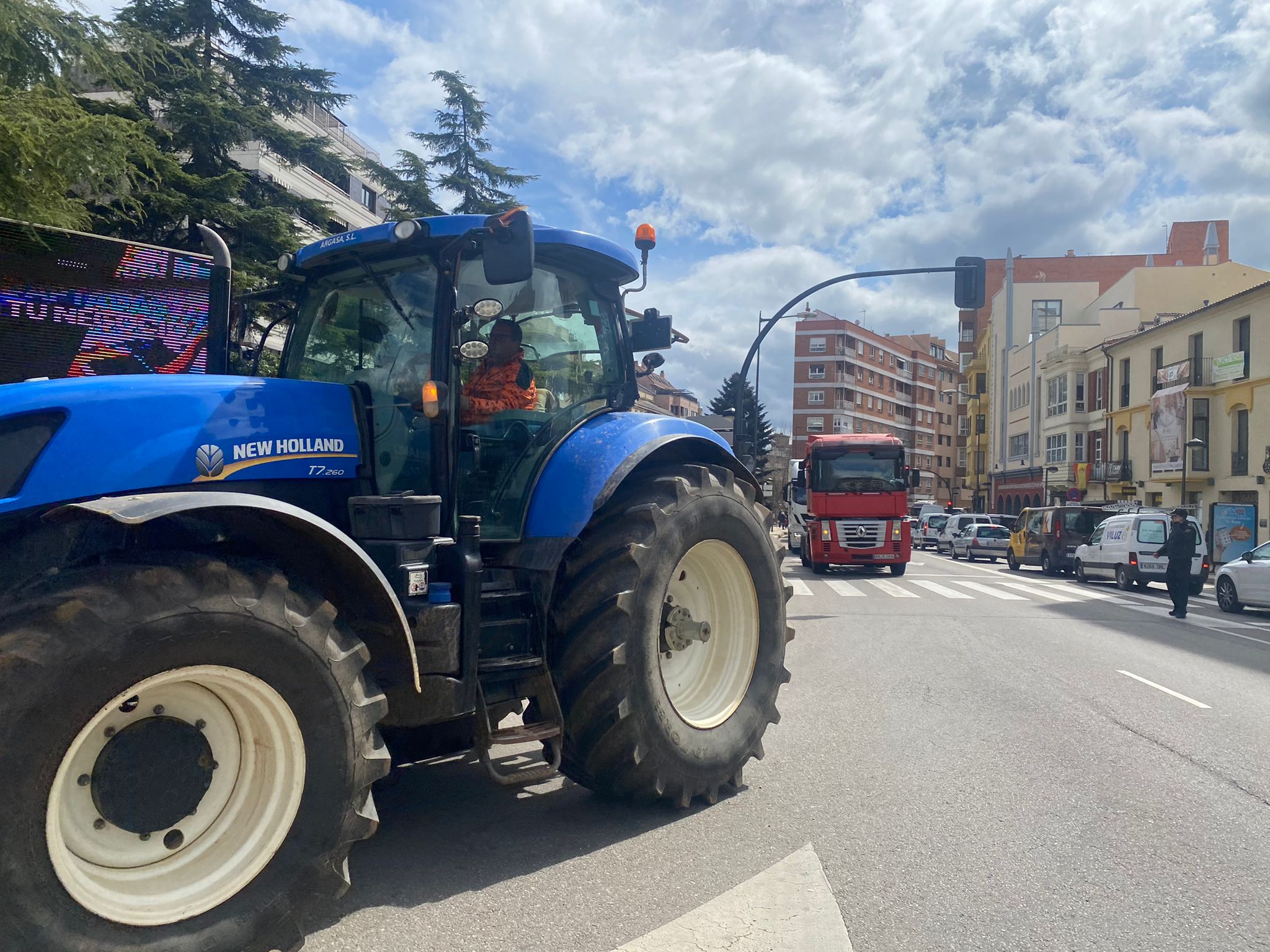 Los transportistas toman las calles de Zamora en una nueva jornada de protestas Foto: M.L