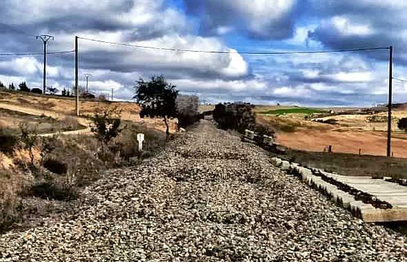 Tramo de vía desmantelado entre Valorio y La Hiniesta